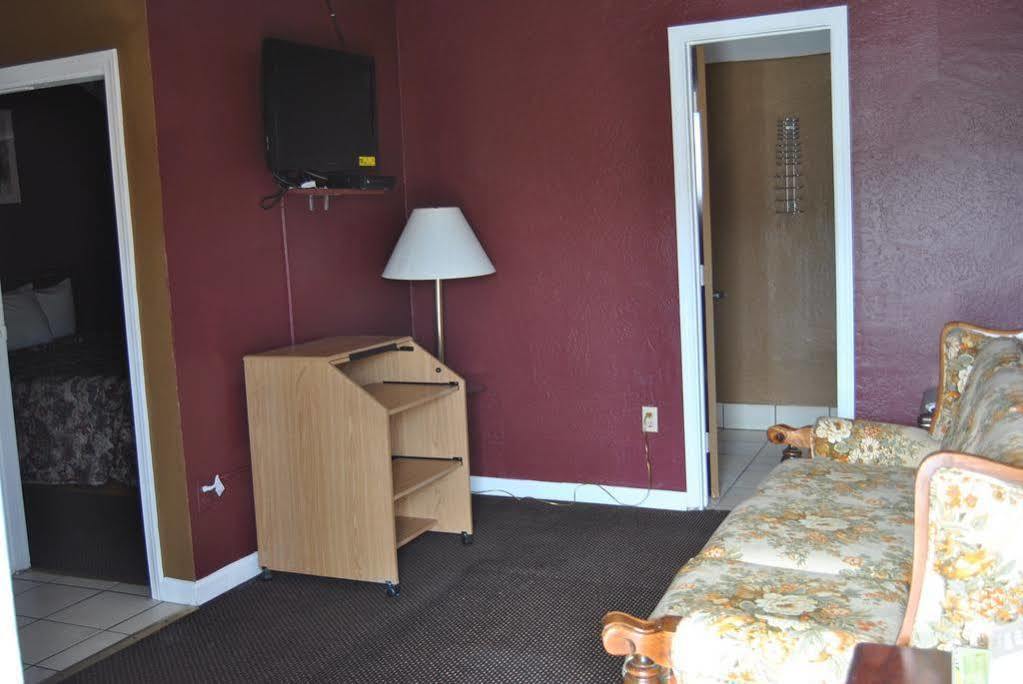 Relax Inn Of Medford Luaran gambar