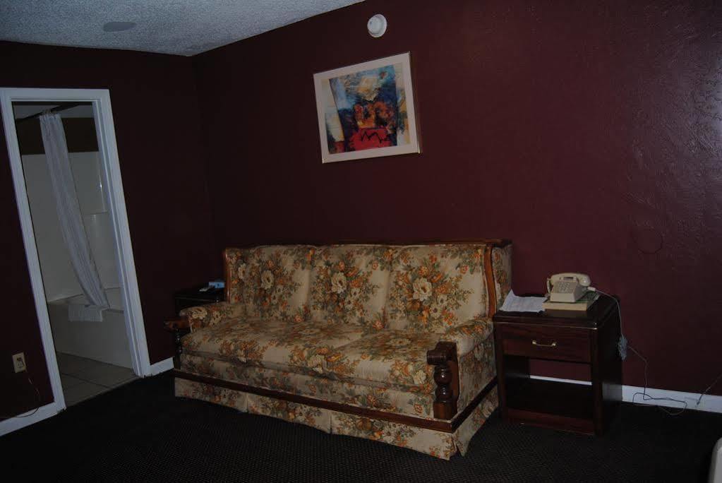 Relax Inn Of Medford Luaran gambar